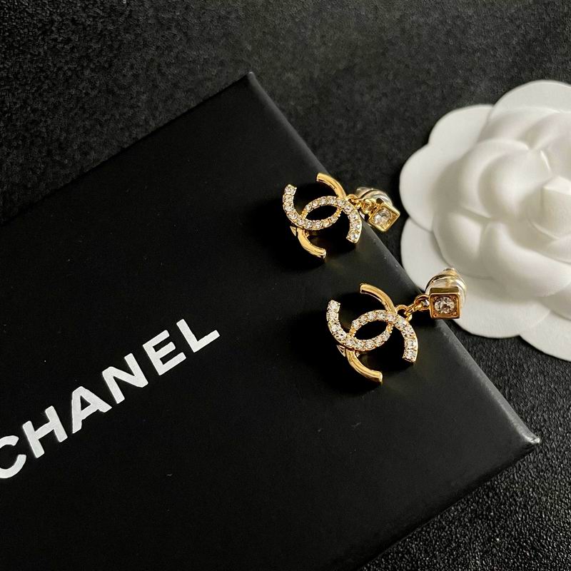 Chanel Earring 06yxh63